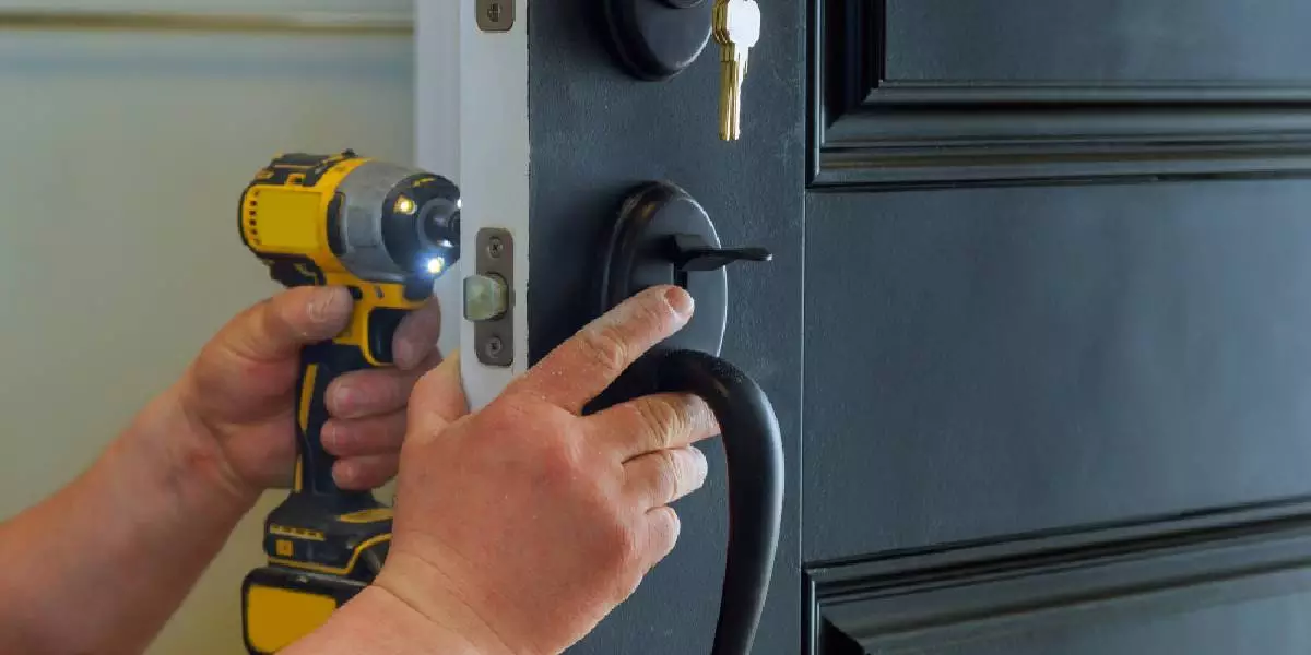 Locksmith in Calne and Mere.